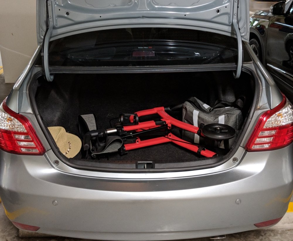 HappyWheels Lightweight Travel Rollator