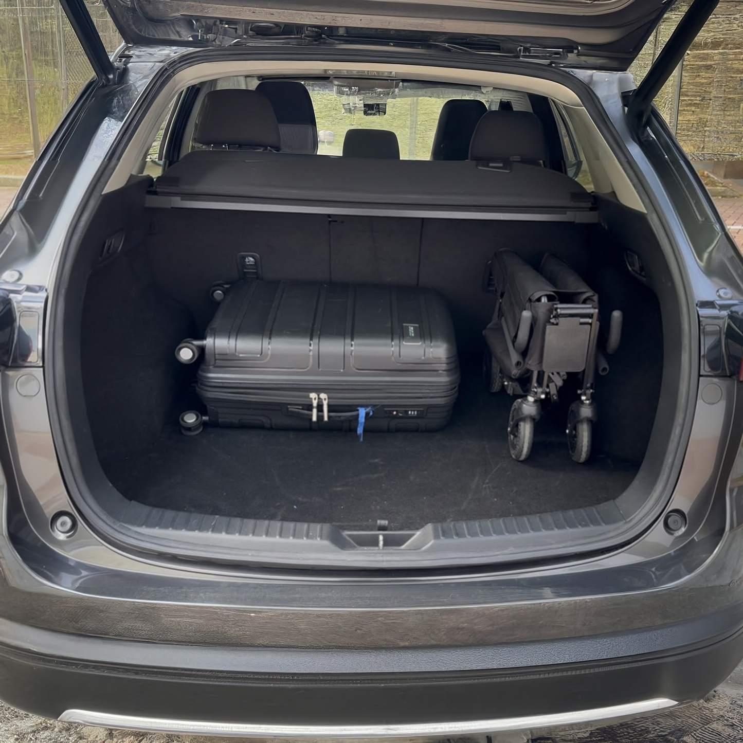 ELFIGO Travelier Suitcase Electric Wheelchair